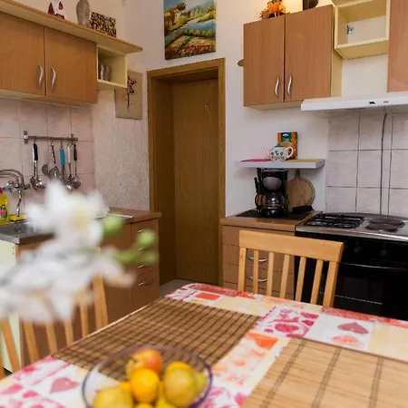 Апартаменты Adria-meerblick By Interhome